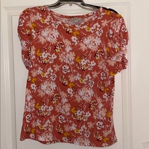 Pink/ Red floral T shirt with ruched sleeves